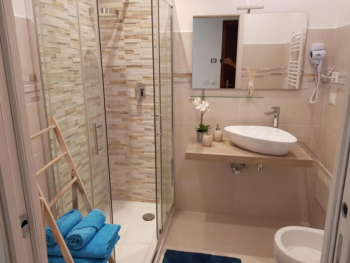 Martin Holiday Apartments Джардіні-Наксос Екстер'єр фото